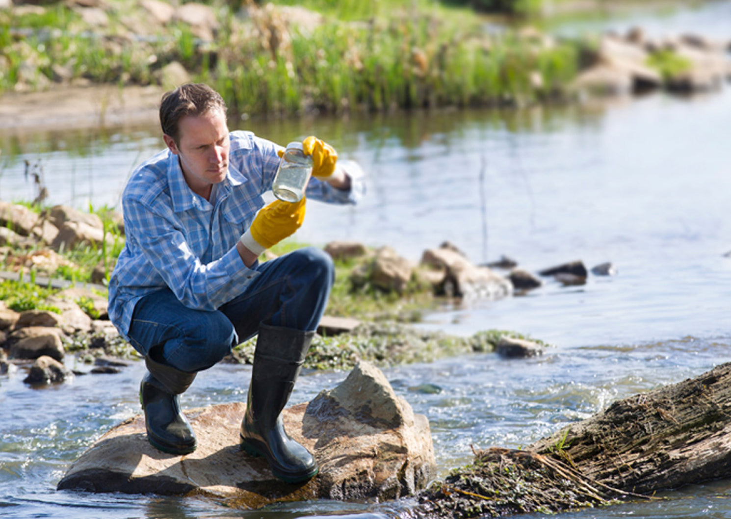 Calidad de agua, contaminaciones, sedimentos y barros